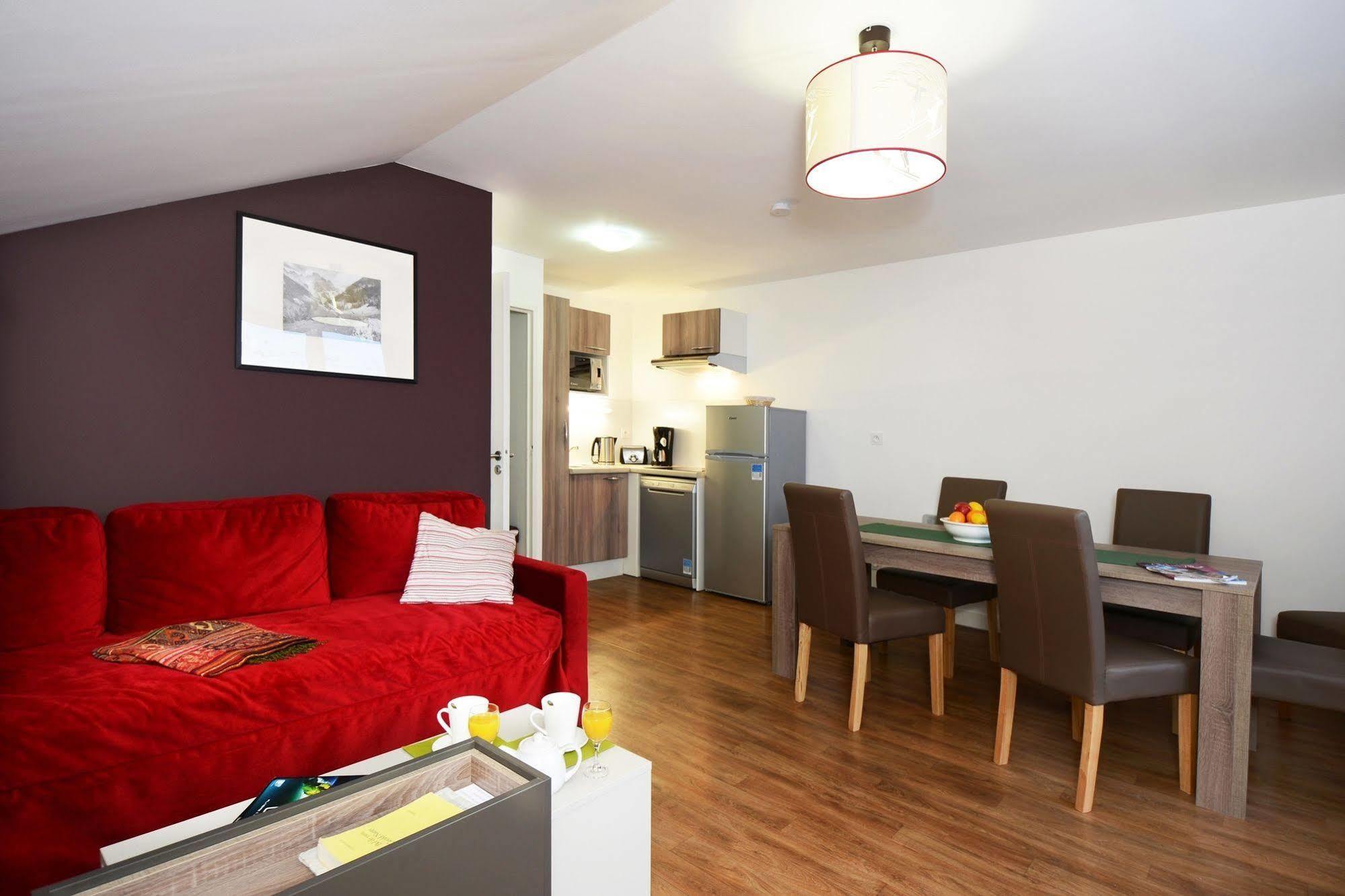 Residence Odalys Les Balcons D'Aurea Auris Exterior photo