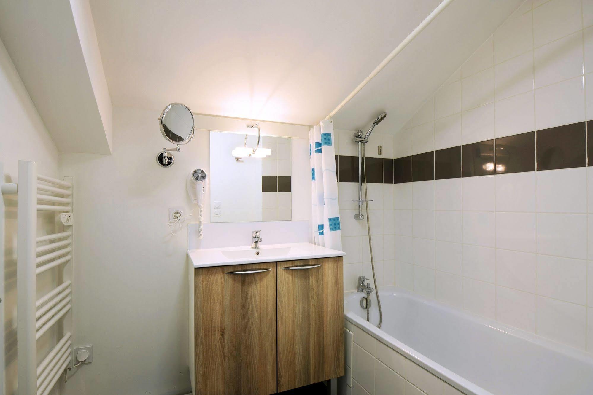 Residence Odalys Les Balcons D'Aurea Auris Exterior photo
